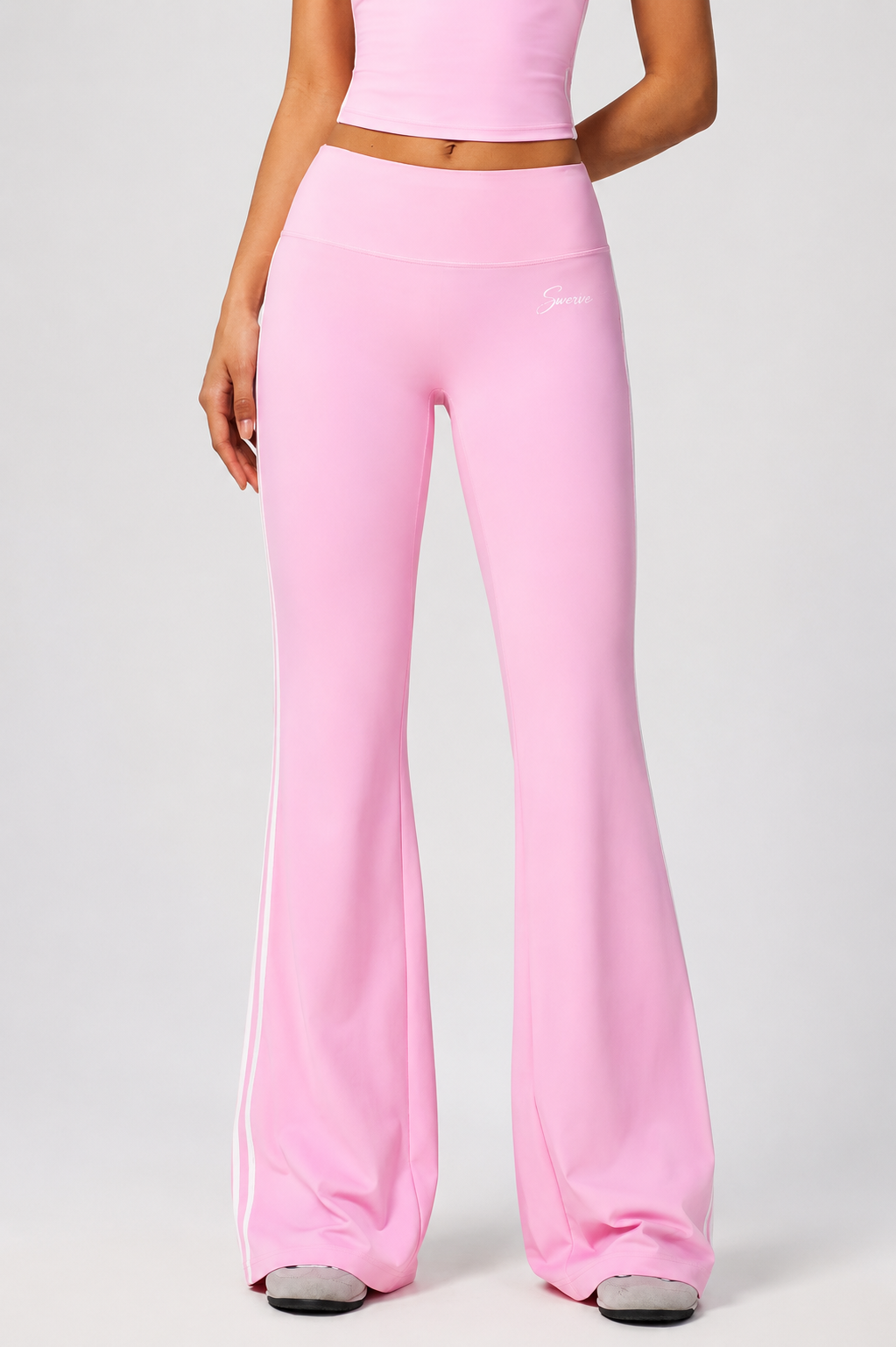 Swerve Women's Muse Flare Leggings