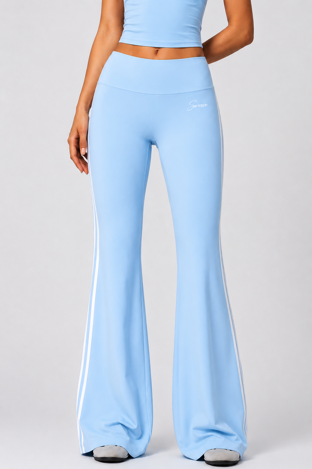 Swerve Women's Muse Flare Leggings