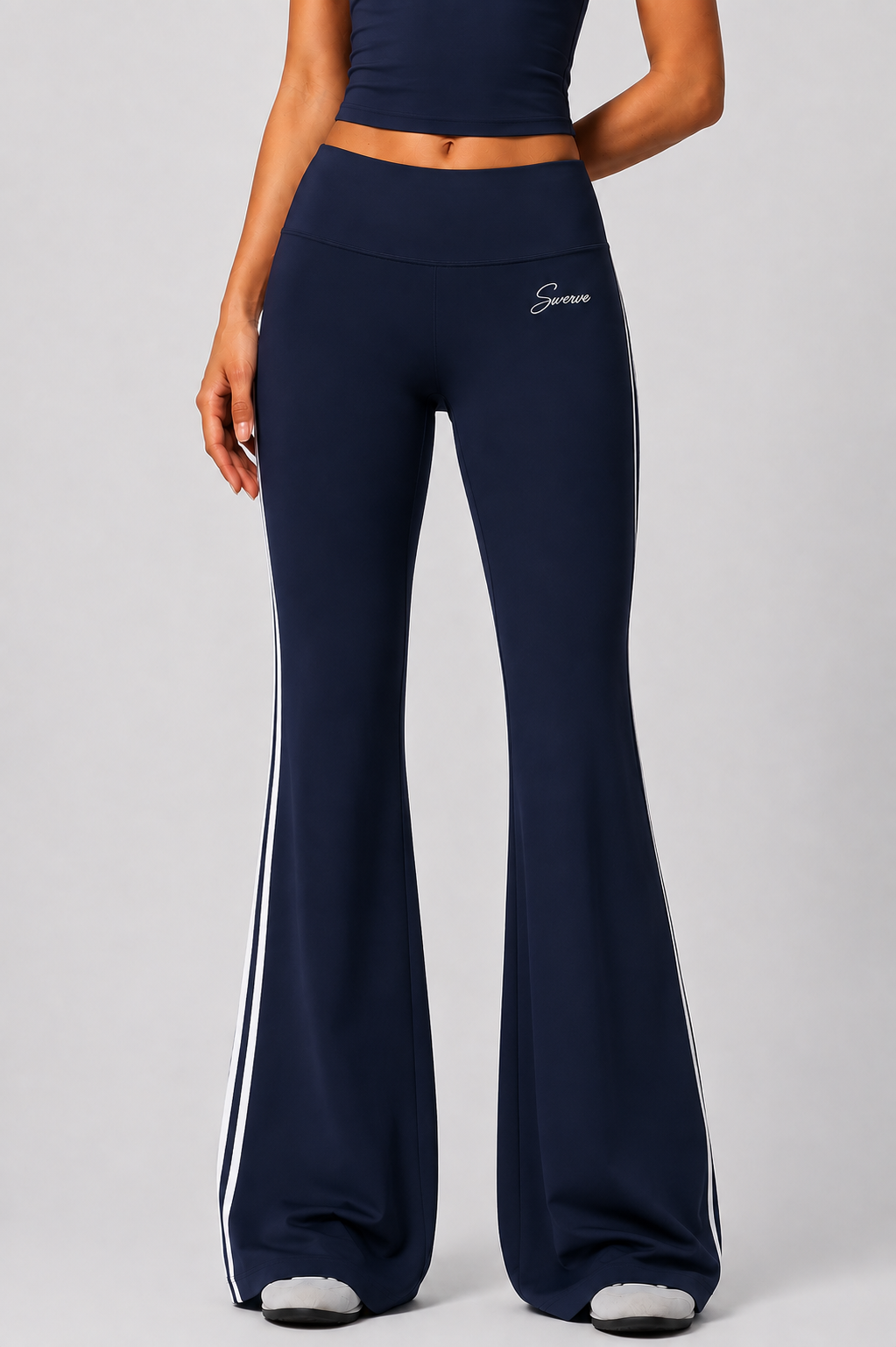 Swerve Women's Muse Flare Leggings